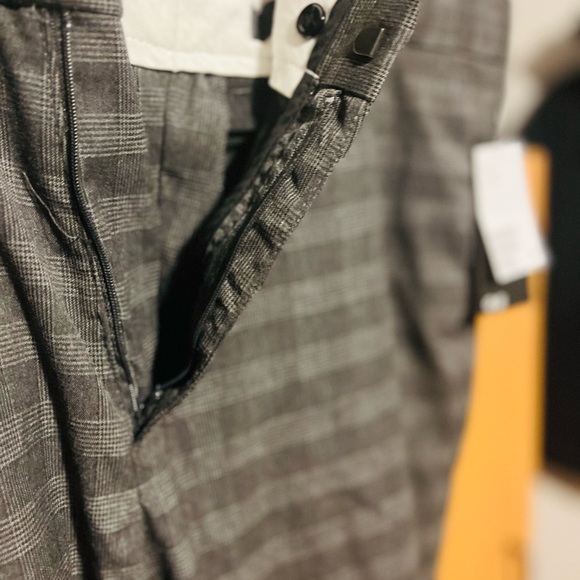 H&M - Picture 2 of 3